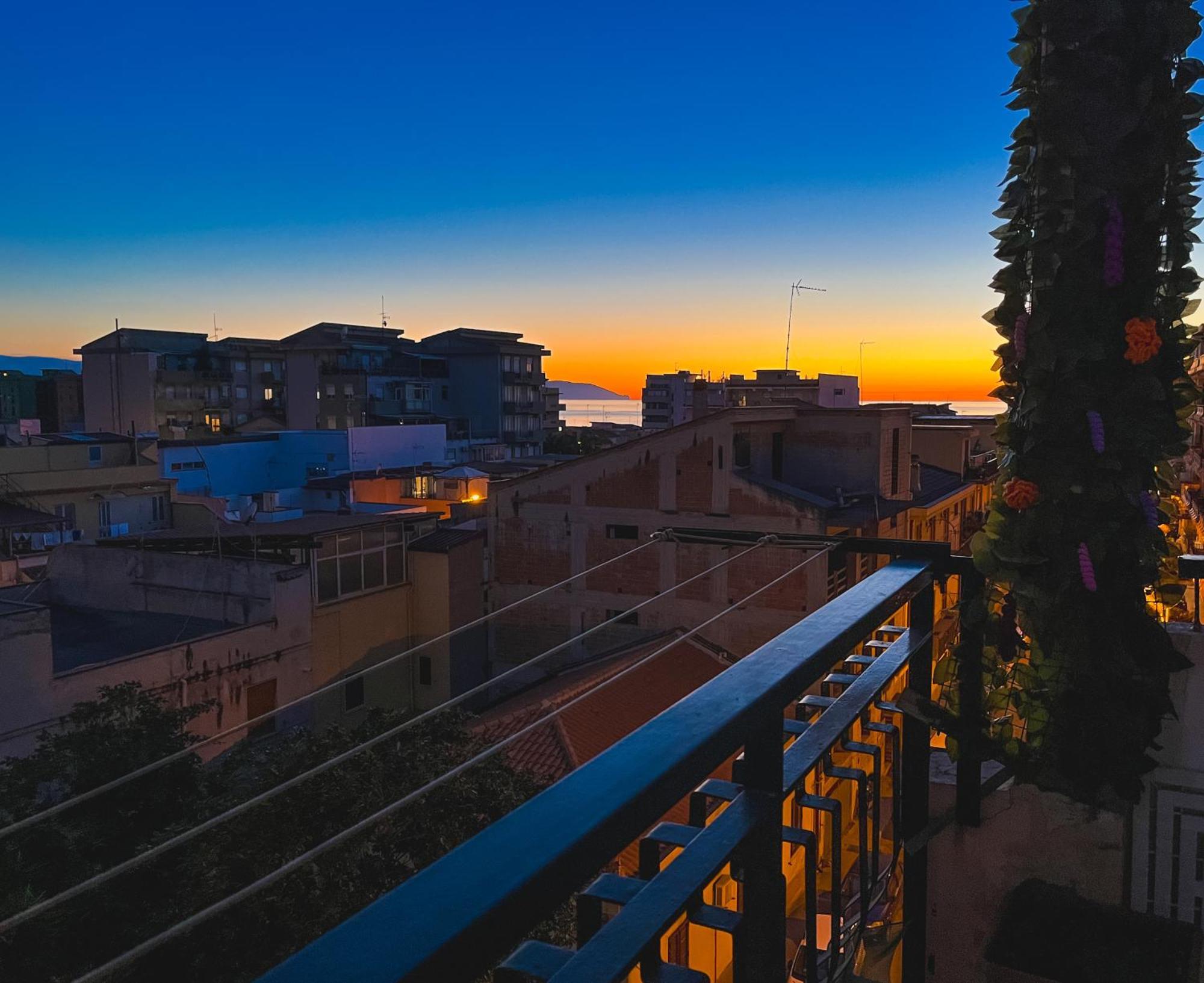 Seaview Terrace Apartment Relax & Comfort In Milazzo, Ture'S Home Bagian luar foto